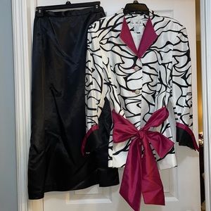 Beautiful 2 pc skirt/jacket set.  Sz 16